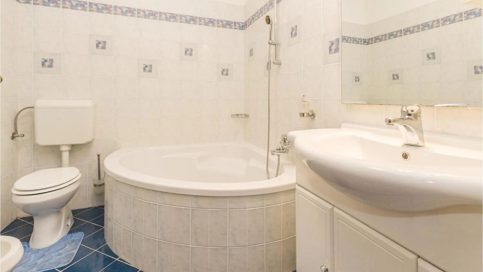 Amazing Apartment In Buje With Kitchenette
